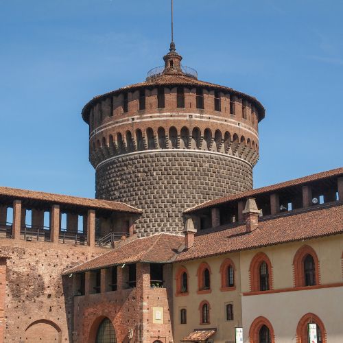 castello sforzesco milano