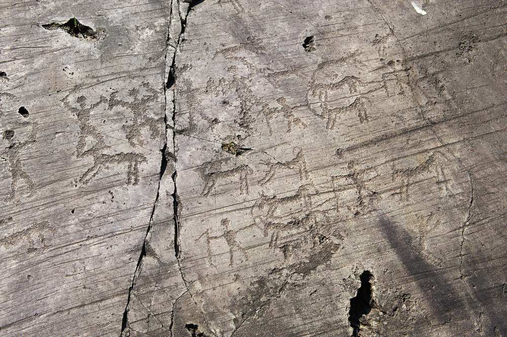 incisioni rupestri in valcamonica