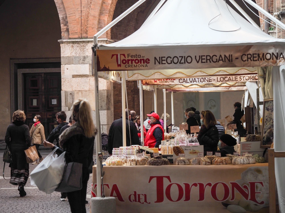 Festa del Torrone a Cremona 2025: programma, eventi, degustazioni e dove parcheggiare